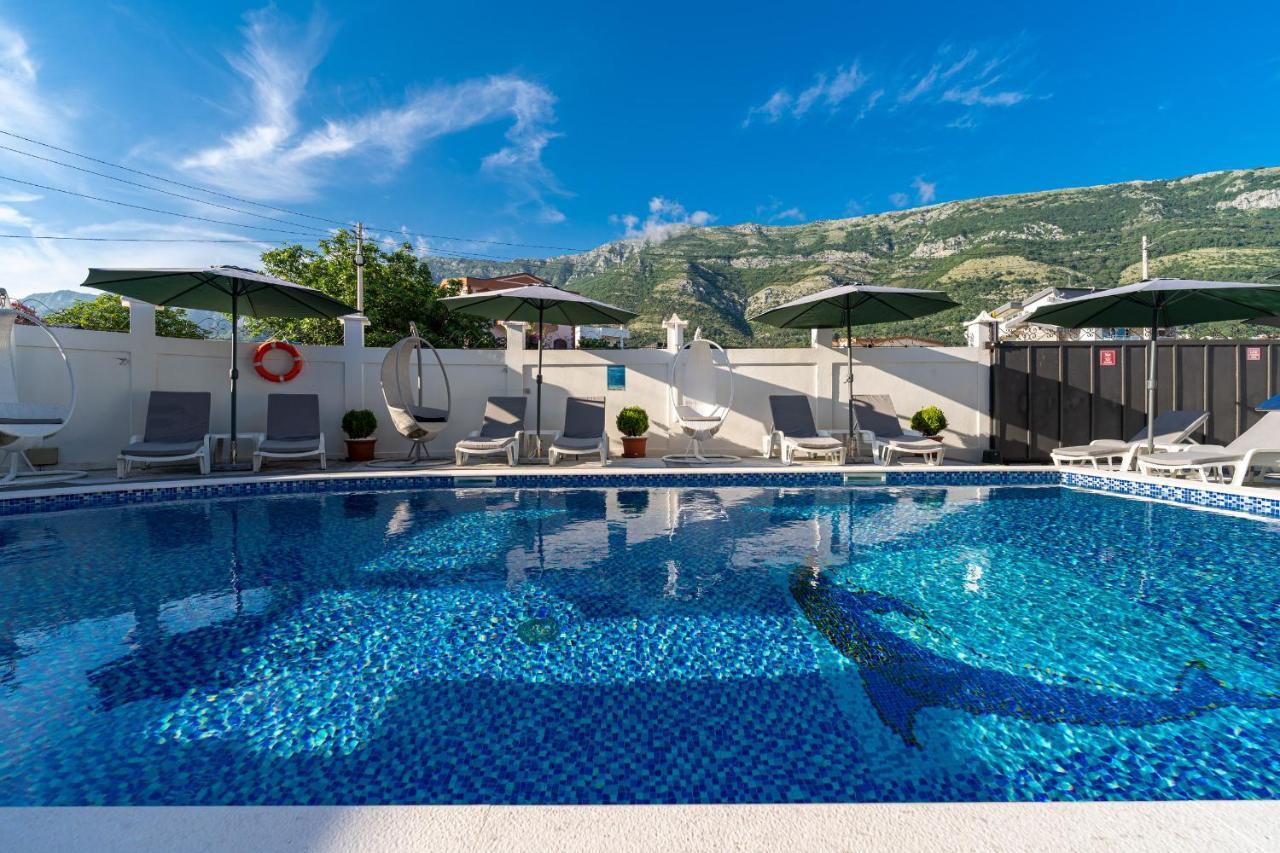 Delfin Apartments Sutomore Eksteriør billede